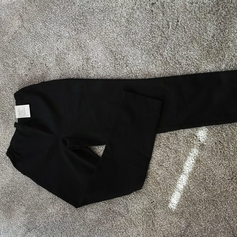 NWT Women's croft & barrow pull up jeans